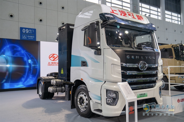 上汽紅巖杰獅H6充換一體純電動牽引車