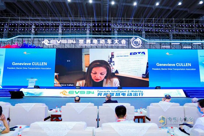 歐洲電動(dòng)車協(xié)會(huì)(AVERE)主席艾斯彭.海于格致辭