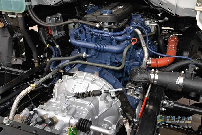 陜汽德龍K3000榮獲2002年最受用戶認(rèn)可的城市物流高端輕卡