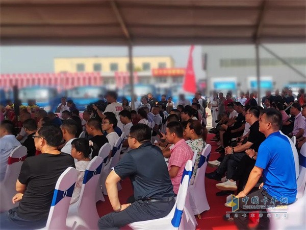 重慶長安  載貨車