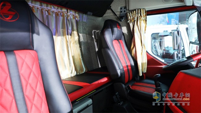 東風柳汽乘龍  房車