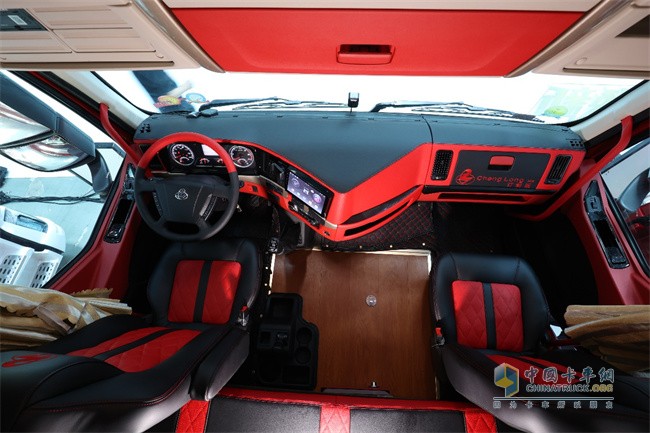 東風柳汽乘龍  房車