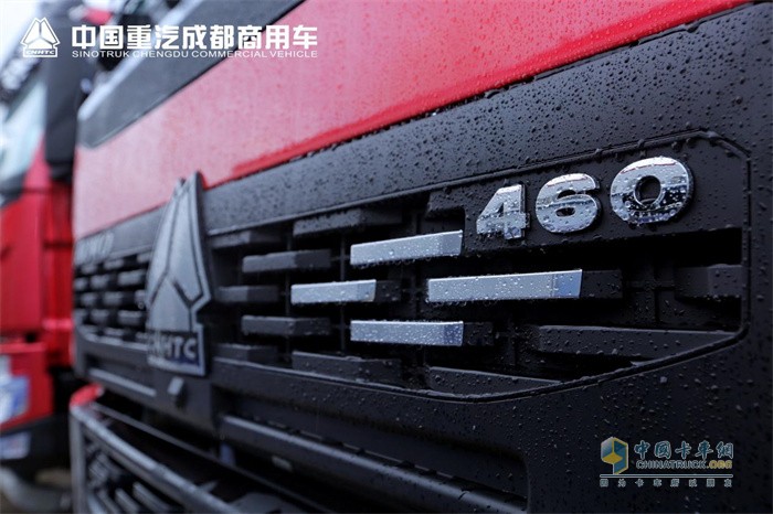 中國重汽  豪沃V7