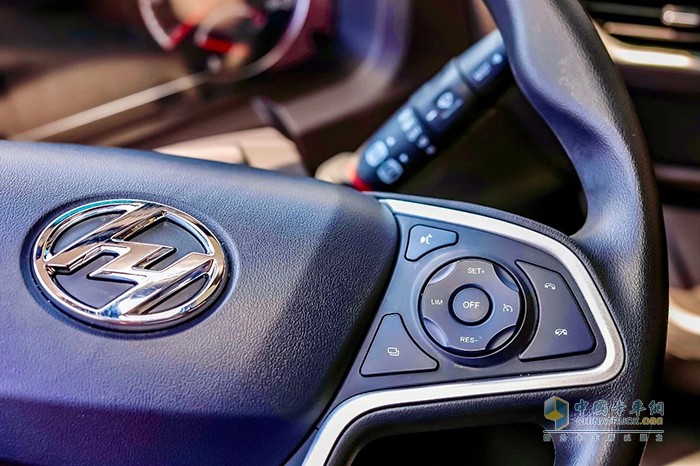 上汽紅巖,杰獅H6,渣土車(chē)