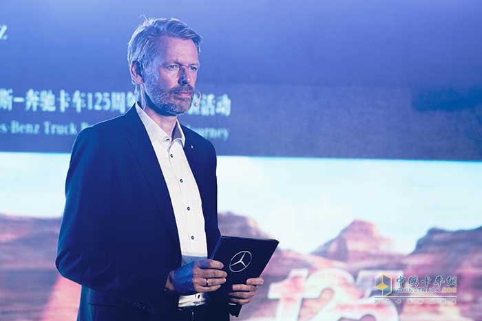 戴姆勒卡客車(中國)有限公司首席執(zhí)行官科銳銘(Ralf Kraemer)