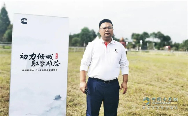 西安康明斯  大馬力15L發(fā)動機