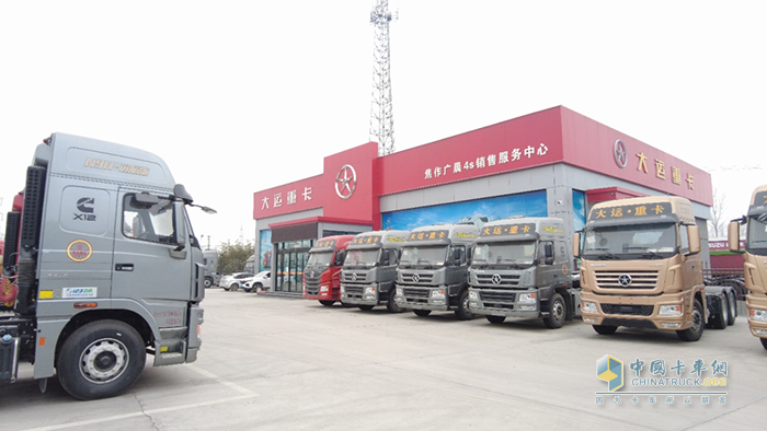 康明斯中國 國六 12L 發(fā)動機(jī)