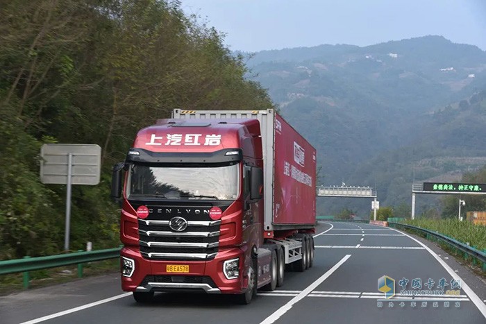 上菲紅 科索11 國(guó)六 發(fā)動(dòng)機(jī)