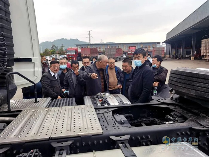 東風(fēng)康明斯,發(fā)動機(jī)