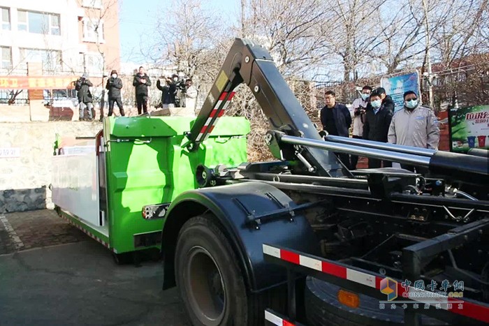 福田奧鈴 大黃蜂 垃圾清運車