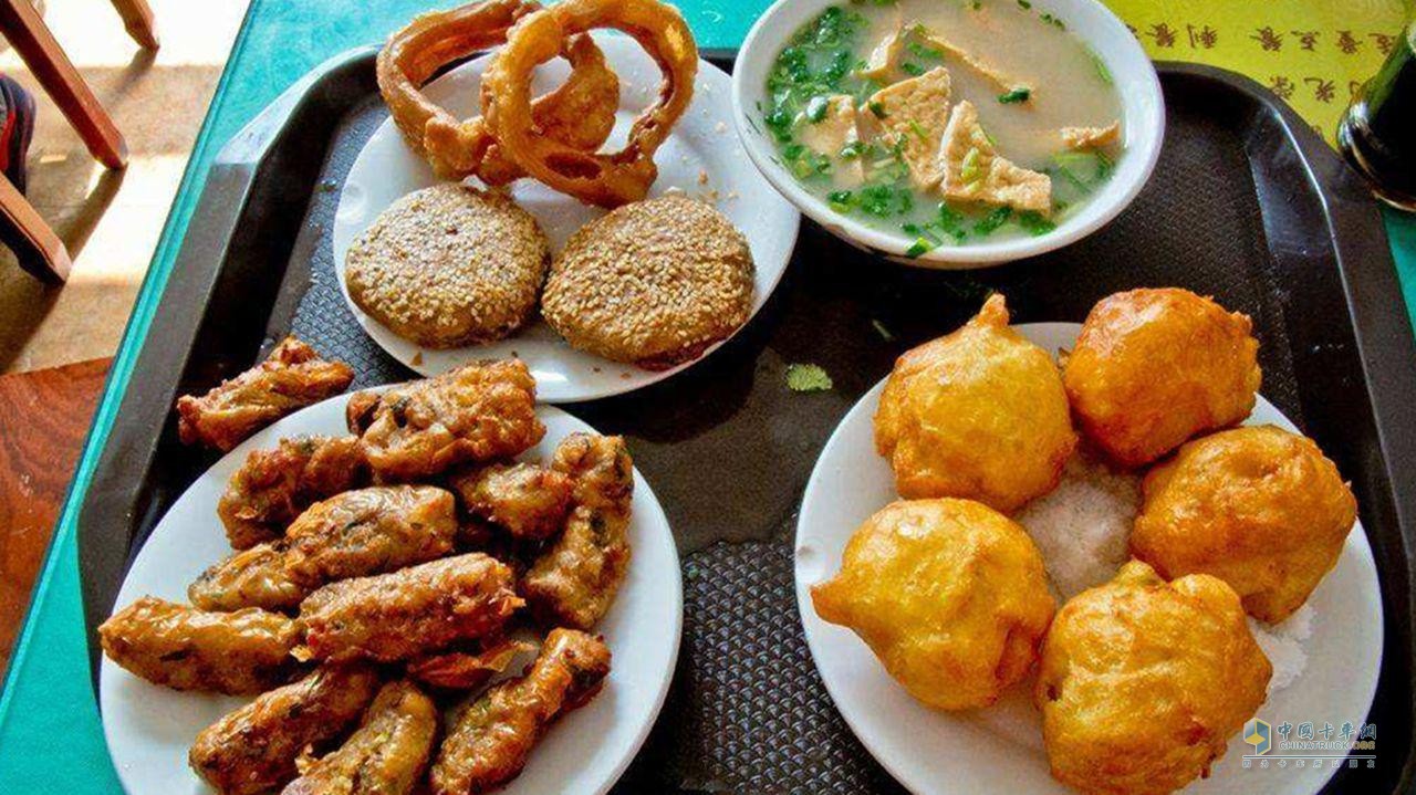 卡友春節(jié)七天樂(lè) 奧鈴帶你尋京味兒