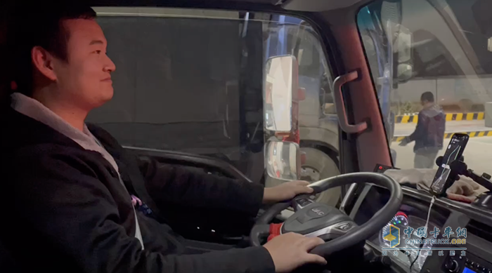 安徽康明斯 E3.0 發(fā)動機(jī)