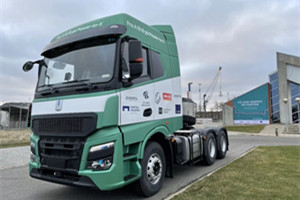 甲醇技術助力歐洲低碳發(fā)展 丹麥交通部長試乘吉利遠程重卡