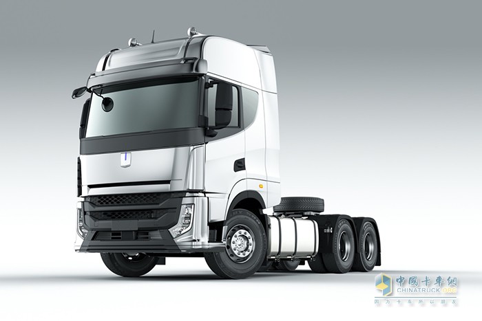 吉利商用車(chē)遠(yuǎn)程星瀚甲醇重卡