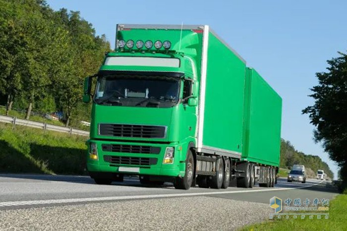 養(yǎng)車成本 油價(jià)高漲 節(jié)油的技巧