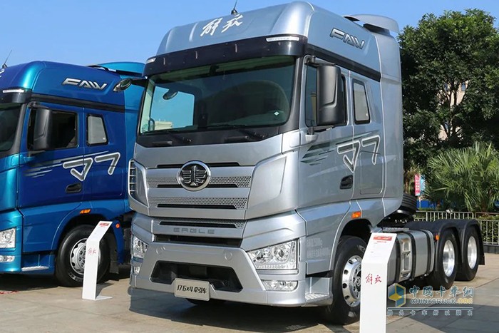 解放卡車 車輛爆胎 多加檢查