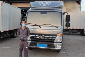 熱愛如一！順豐小哥繼兩臺(tái)東風(fēng)多利卡后目標(biāo)錨向凱普特