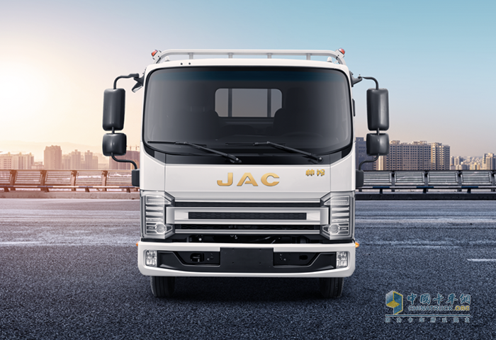 安徽康明斯 藍(lán)牌標(biāo)寬輕卡 發(fā)動機