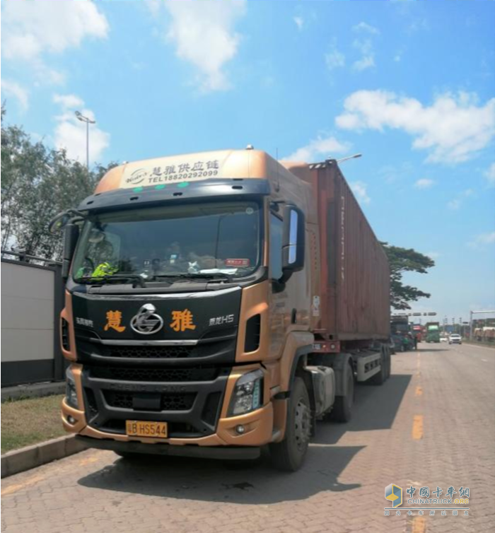 玉柴 YCK08 國六 發(fā)動(dòng)機(jī)