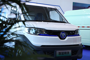 賦能綠色城市物流 智藍(lán)輕卡、智藍(lán)精靈成為第七屆中國國際電動車工業(yè)博覽會焦點(diǎn)