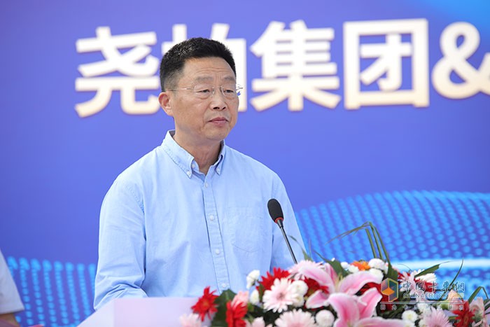 山東時代天成投資有限公司董事長兼總經理何錫勇