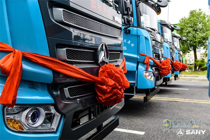 三一電動(dòng)自卸車(chē)新品