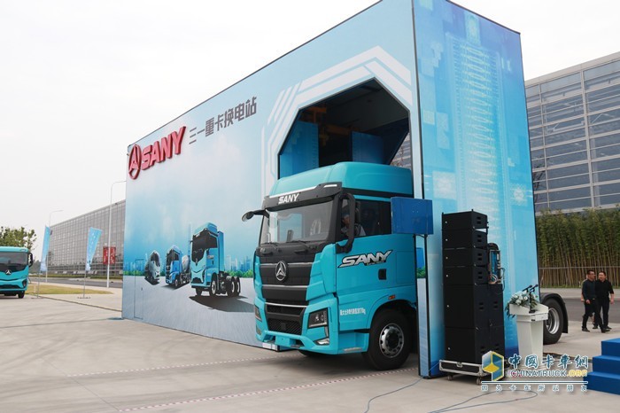 三一構(gòu)建智能運(yùn)營(yíng)平臺(tái)