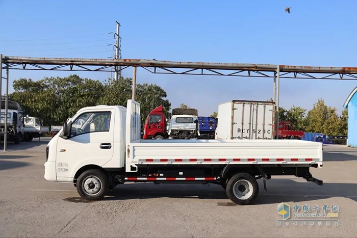 歐鈴汽車，唐駿汽車，新鋒銳V5E