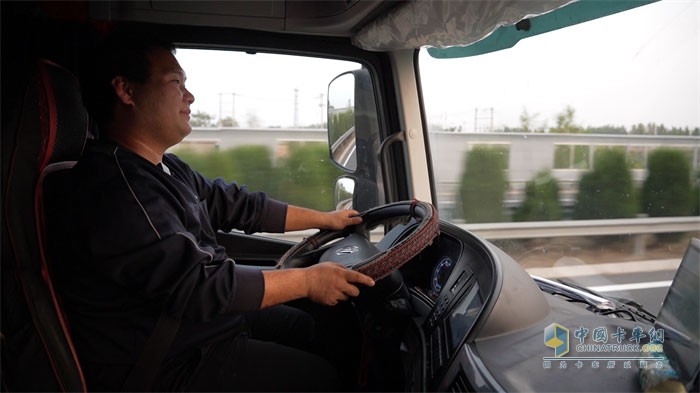 “‘油’口皆碑 ‘贛’線暢行，國六油品長途干線實測活動”