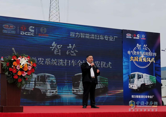 東風(fēng)康明斯,發(fā)動(dòng)機(jī)