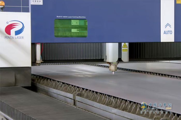 首達(dá)汽車(chē)自動(dòng)化、智能化生產(chǎn)設(shè)備