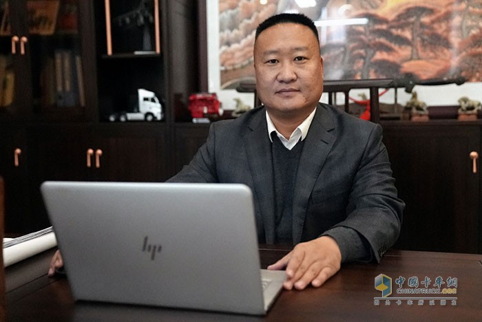 山東首達(dá)汽車(chē)制造有限公司董事長(zhǎng)高峰