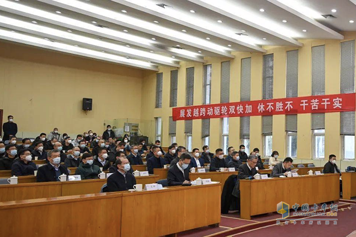 東風商用車高層調(diào)整:張小帆接替王瑋出任總經(jīng)理