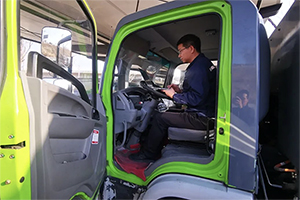 全國“兩會”正式開幕，宇通環(huán)衛(wèi)服務(wù)保障活動正在進(jìn)行時