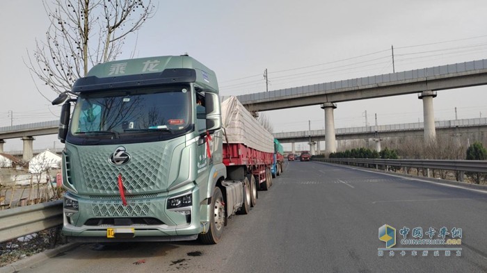 乘龍H5V牽引車(chē)