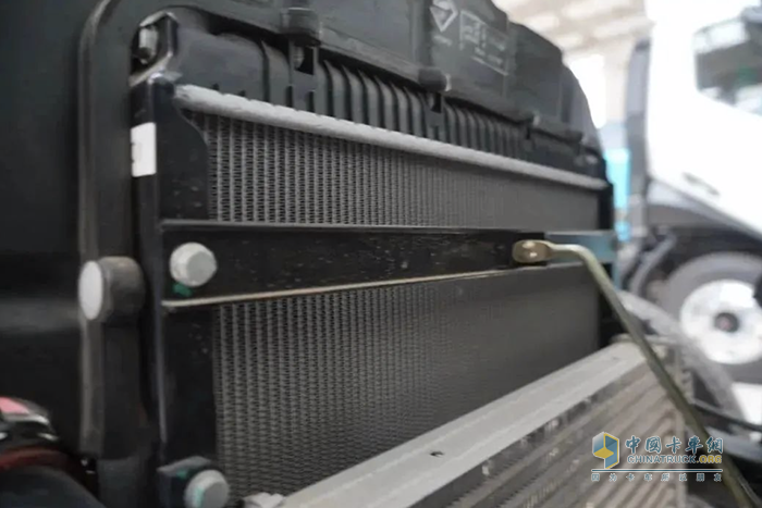 “飛絮”飄揚季，卡車出行請注意！