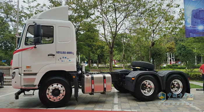 吳小青:買重卡我只認(rèn)華菱重卡