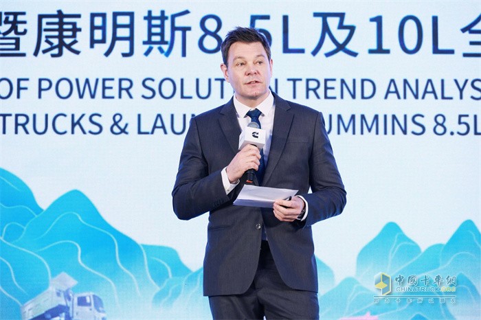 康明斯副總裁、康明斯中國首席技術(shù)官賽俊峰(Stephen Saxby)