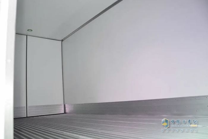 夏日炎炎冷鏈忙，冷藏貨廂到底有多講究？