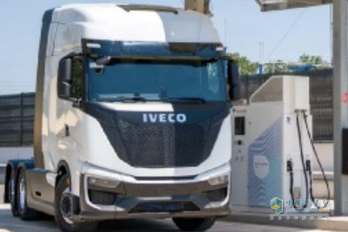 依維柯氫燃料電池重卡2023年底交付，攜手Air Liquide在歐洲建加氫站