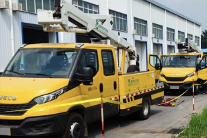 至誠服務(wù)，進(jìn)口依維柯底盤青特牌無支腿絕緣斗臂高空作業(yè)車開展交車培訓(xùn)