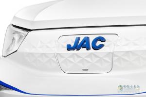 江淮1van 藍(lán)貓M1 2023款 寧德旗艦版 2.7T 2座 4.745米純電動廂式運(yùn)輸車41.86kWh?