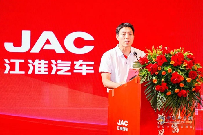 重型商用車公司黨委副書記(主持工作)、副總經(jīng)理(主持工作)王守勝