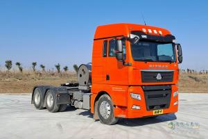 中國重汽 汕德卡SITRAK G7S重卡 530馬力 6X4 LNG自動(dòng)檔牽引車(國六)(ZZ4256V384HF1LB)