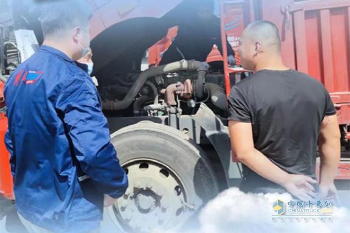 一汽解放率先提出并創(chuàng)建了“感動(dòng)服務(wù)”品牌，開(kāi)創(chuàng)了國(guó)內(nèi)商用車服務(wù)品牌先河。