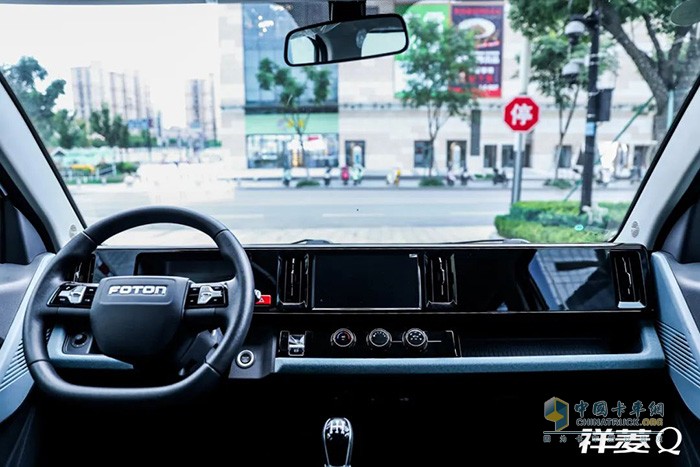 前不久，福田汽車(chē)發(fā)布品牌煥新戰(zhàn)略，作為微卡行業(yè)超級(jí)新物種，祥菱Q也迎來(lái)上市。