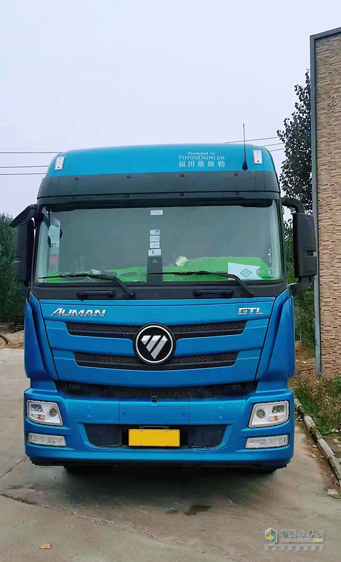 無論是整車全生命周期的經(jīng)濟(jì)性，還是服務(wù)的專業(yè)性，歐曼GTL460燃?xì)庵乜ǘ急憩F(xiàn)得非常好，可謂省錢、省心、省力，這是田國良的直觀感受。