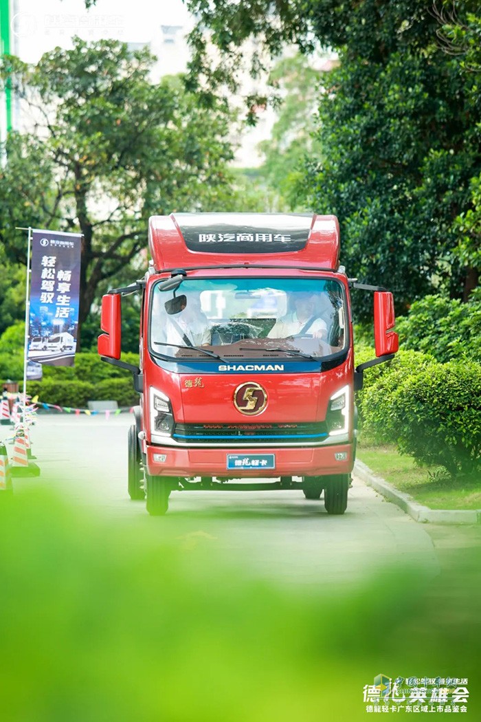 好品質(zhì)才有好口碑，陜汽商用車德龍輕卡上市即斬獲多批訂單，這也預(yù)示著陜汽商用車德龍輕卡在東莞上市活動圓滿成功收官，之后也將締造新輝煌，開啟高端體驗新篇章。
