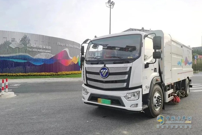 　從清潔能源，到節(jié)能建筑，本次杭州亞運會采用“綠色”辦會理念，讓環(huán)保理念持續(xù)深入人心，低碳生活得到更多認同。