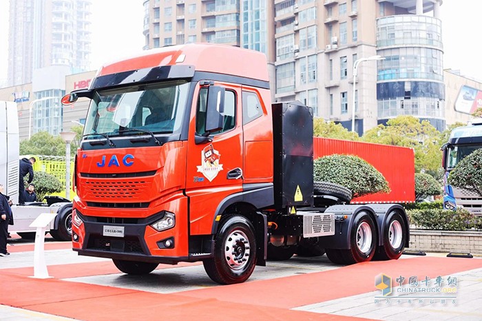 重磅新能源產(chǎn)品亮相，向綠而行江淮當(dāng)先！